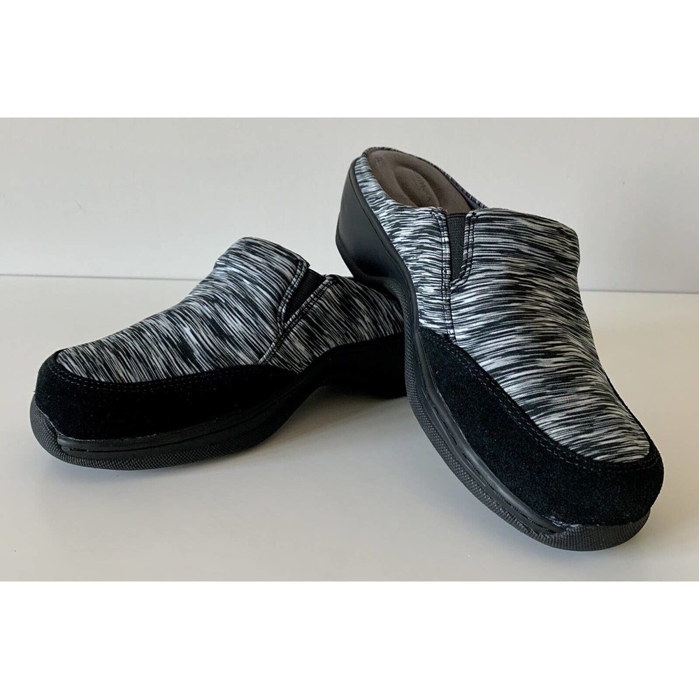 SOFTWALK WOMEN'S ALCON BLACK/GRAY LIGHTWEIGHT PADDED SLIP-ON CLOGS 8 Wide